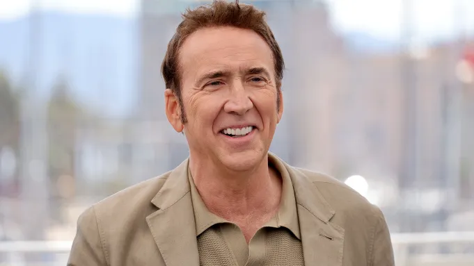 alt="Nicolas Cage Ehepartnerin Lisa Marie Presley"